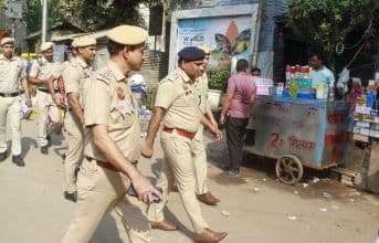 Delhi Police Deports Eight Illegal Bangladeshi Immigrants