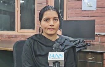 Lucknow Doctors Surgically Remove Woman’s Rare Giant, 15 cm, Gallbladder