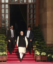 PM Modi’s Charisma and Failed Narrative of Rahul Gandhi Ensured BJP's Win in Maharashtra, Haryana Assembly Elections: Survey