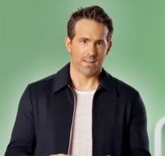 Ryan Reynolds Reflects On His Father’s Struggles With Incurable Parkinson Disease