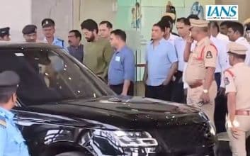 Tollywood Actor Allu Arjun Visits Injured Boy at Hyderabad Hospital