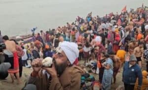 Maha Kumbh 2025: Devotees Take Holy Dip as 45-Day Spiritual Festival Begins