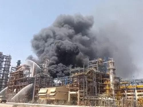 Fire Breaks Out at Pachpadra Refinery in Barmer Ahead of PM Modi's Inauguration, Triggers Panic