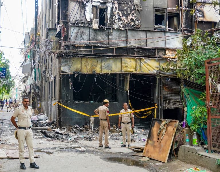 Malviya Nagar Fire Tragedy: Casualty Count Climbs to 22 as Nigerian Dies During Treatment