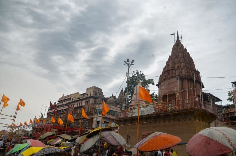 Varanasi to Relocate Thousands of Meat and Fish Shops Within Six Months to Preserve Holy City’s Cultural Identity
