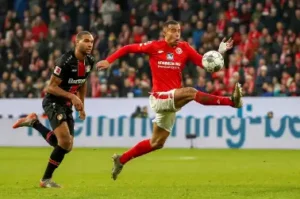 Bundesliga  Leverkusen ov