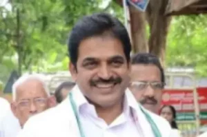 Cong s protest to expose