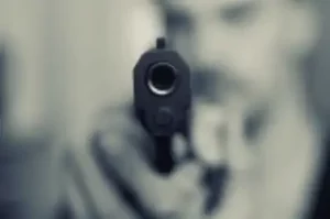 Former army personnel  sho