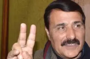 Mubarak Gul   Tanvir Sadiq