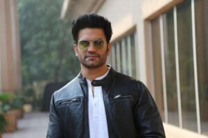 Sharad Kelkar on working with Akshay Kumar  Ajay Devgn