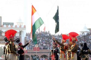 Pak borders to remain closed for two more weeks