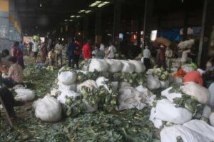 India s March wholesale inflation eases to 1