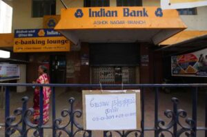 Banking hours in TN reverts back to 10 a m to 2 p m