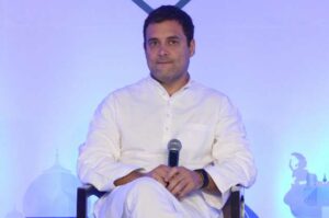 Rahul greets Maharashtra  Gujarat on its foundation day