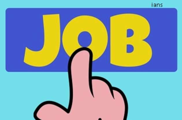 Job activity declined in most Indian industries in April