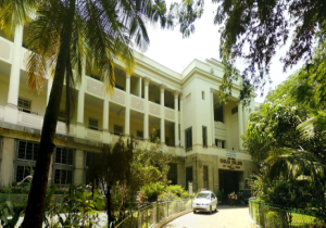 Mumbai: College principal held for seeking bribe
