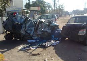 13 killed as train rams into vehicle in Uttar Pradesh
