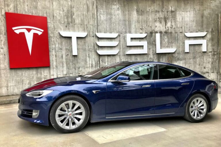 Tesla Wants to Build an Electric Vehicle Factory in India