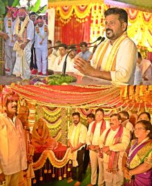 After Demolishing Actor Nagarjuna’s Convention Centre, Telangana CM Revanth Reddy Promises to Remove All Encroachments Around Hyderabad Lakes