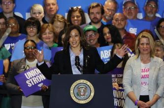 Kamala Harris Says Her Priority Will be to ‘Strengthen America's Small Businesses’