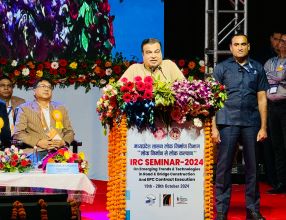 Union Minister Nitin Gadkari Says India’s Road Infrastructure Will Be Better Than America in Future, Stresses on Road Safety