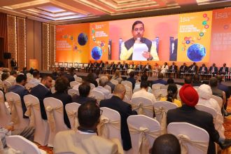 Union Minister Says India Reaches 90 GW of Installed Solar Capacity, Moving Towards 500 GW Goal By 2030