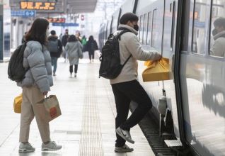 South Korea: Survey Reveals 7 out of 10 People Think Couples Can Live Together Without Marriage