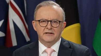 Australian Parliament Pioneering Legislation: Social Media Ban Gives Companies Responsibility to Protect Children, Says PM Albanese