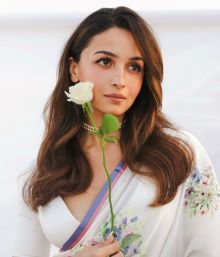 Alia Looks Ethereal in Pastel-Hued Saree As She Celebrates With Family 100 Years of Raj Kapoor