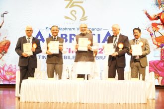 Governor Attends 75th Anniversary Celebration of Sharadashram Vidyamandir