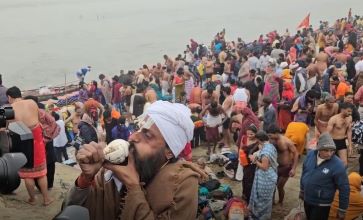 Maha Kumbh 2025: Devotees Take Holy Dip as 45-Day Spiritual Festival Begins