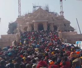 Massive Crowd in Ayodhya for Ram Temple, Traffic Chaos Escalates