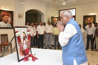Maharashtra Governor Offers Tribute to Sant Rohidas