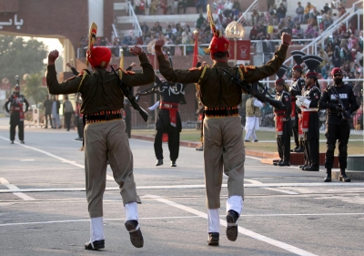 Moody’s Contrasts India's Stable Economy With Cash-Strapped Pakistan's As Tensions Rise