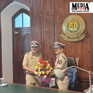 Deven Bharti Takes Charge as Mumbai’s New Police Chief Deven Bharti Takes Charge as Mumbai’s New Police Chief