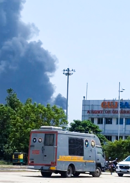Air India's flight AI171 Crashes in Ahmedabad, Airline Shares Update 