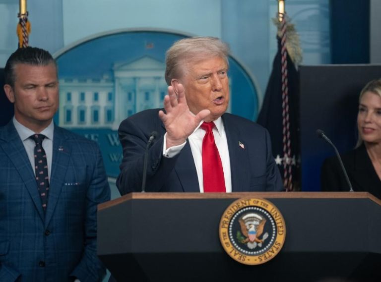 Trump Announces Resumption of Trade Talks With India, Calls PM Modi 'Very Good Friend'