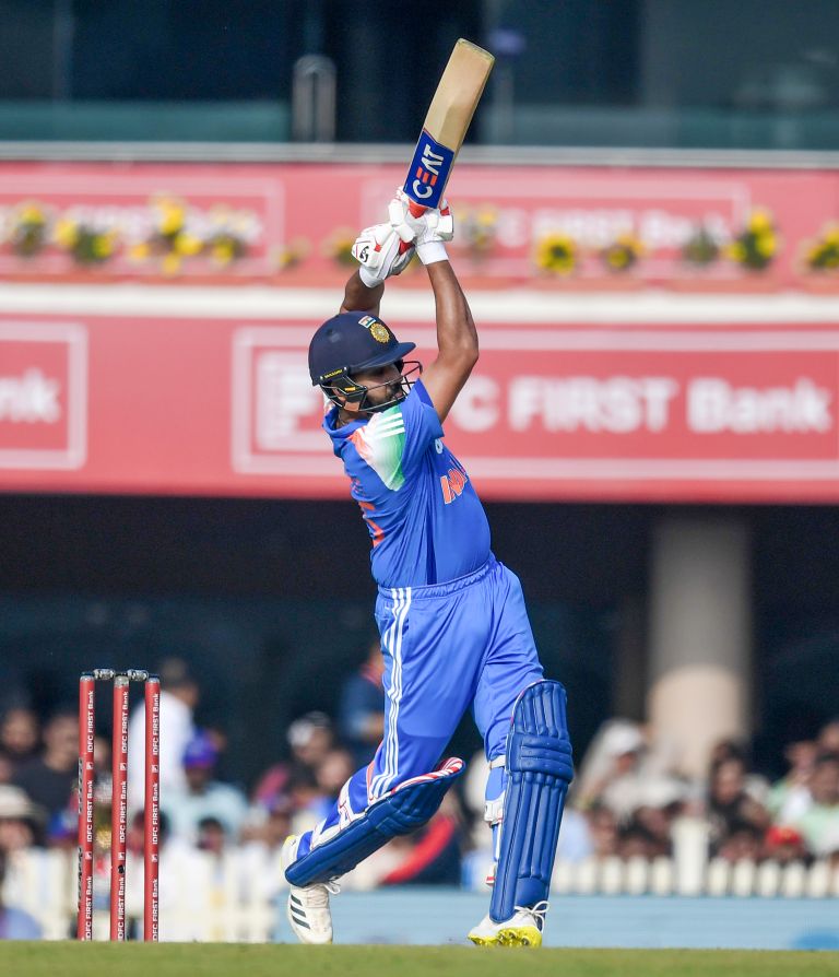 Rohit Sharma Breaks Shahid Afridi’s World Record for Most ODI Sixes with Stellar Knock vs South Africa
