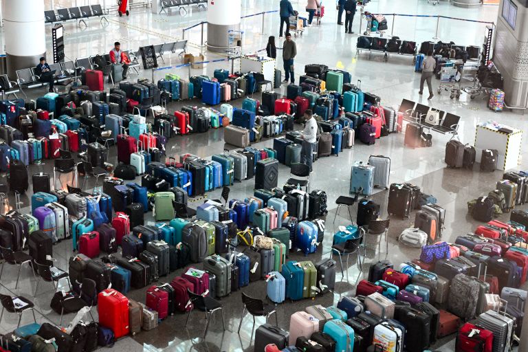Delhi HC Raps Centre Over IndiGo Chaos, Says Airlines Must Offer Compensation Beyond Cancellations