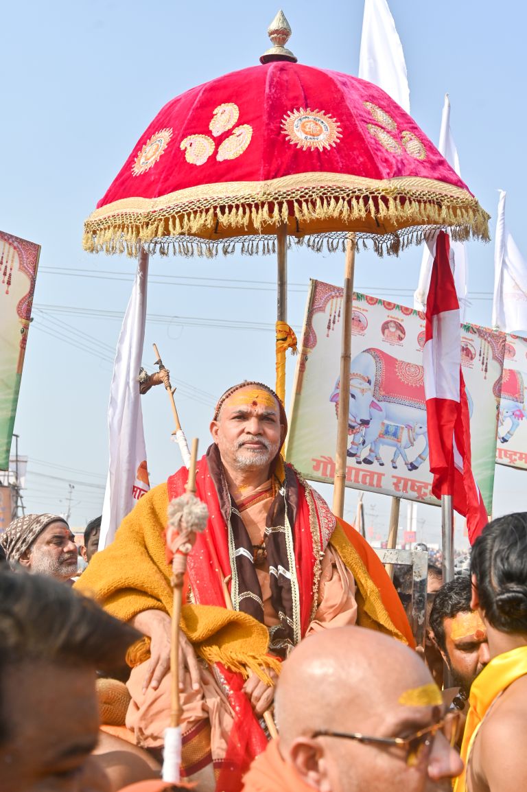Prayagraj Mela Authority Issues Notice to Swami Avimukteshwaranand Over Use of ‘Shankaracharya’ Title