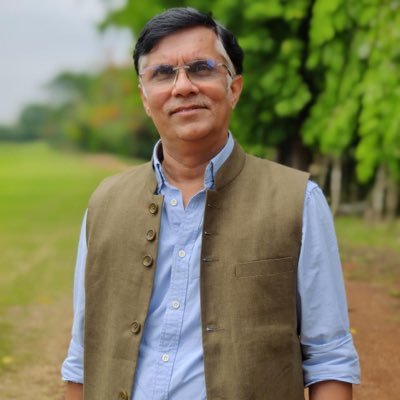 Pawan Khera Clarifies Mani Shankar Aiyar No Longer Officially Associated with Congress
