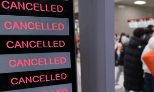 US Air Travel Disrupted by Prolonged Government Shutdown, Passengers Stranded