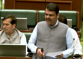 Devendra Fadnavis Urges Film Celebrities Not to Panic After Attack on Rohit Shetty’s House