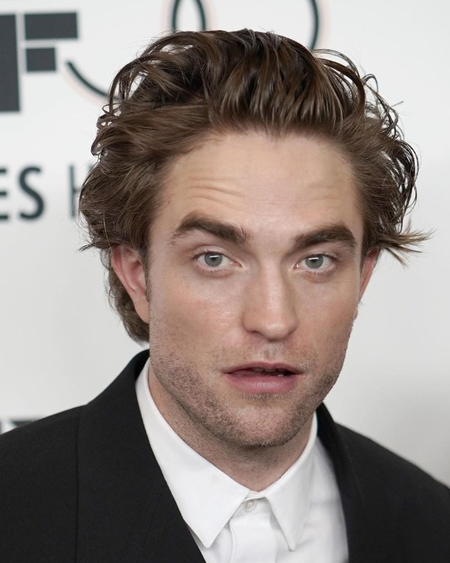 Robert Pattinson Once Claimed Michael Jackson Was His Dad