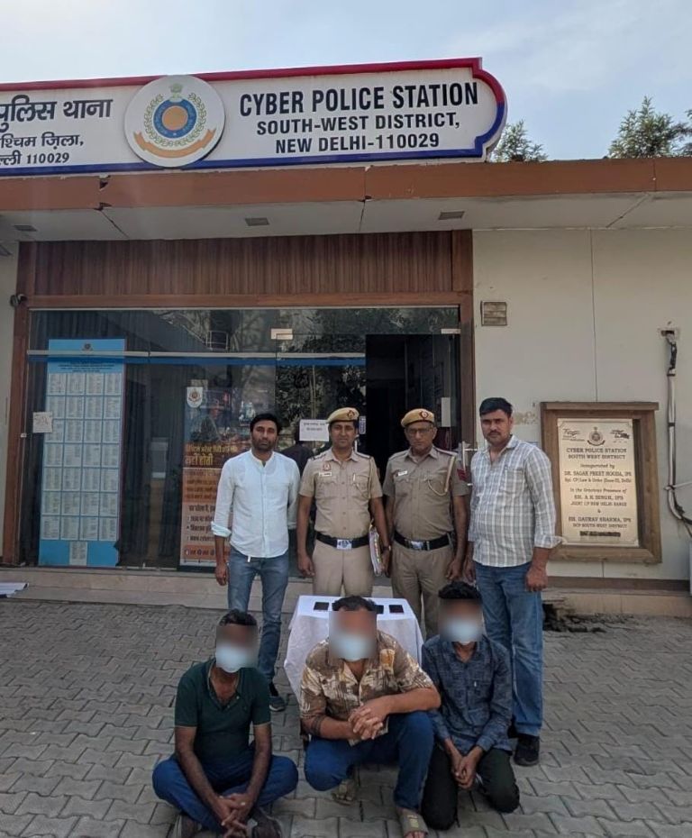 Delhi Police Arrest 11 in Investment Fraud Racket, Senior Citizen Duped of Rs 22.67 Lakh