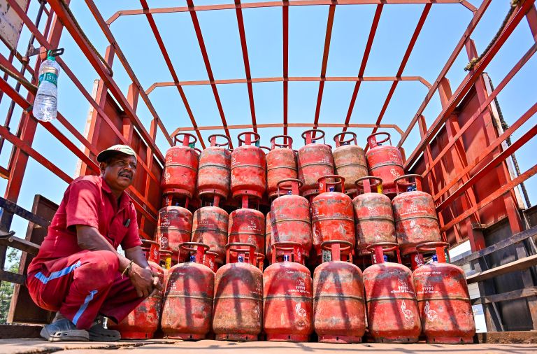 India Raises Domestic LPG Production by 31% to Ensure Uninterrupted Cooking Gas Supply