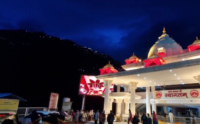 Chaitra Navratri 2026 Begins: Devotees Throng Temples Nationwide to Worship Goddess Durga