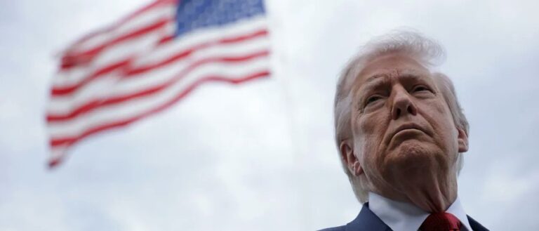 Donald Trump Turns White House Law Enforcement Dinner Into Political Rally, Jokes About 2028 Race