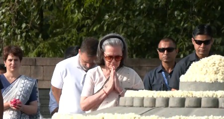 Congress Leaders Pay Tribute to Former PM Rajiv Gandhi on Death Anniversary at Veer Bhumi