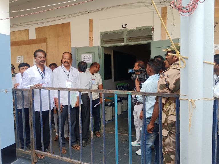 Karnataka Bypoll Results: BJP Lead Shrinks in Davanagere South; Congress Leads Bagalkot by 10,321 Votes